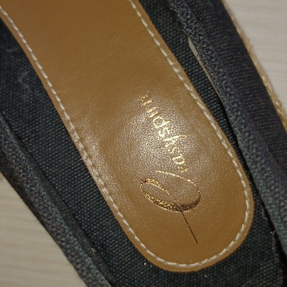 Brand new in box black with tan leather and raffia trim espadrile - Picture 3 of 6